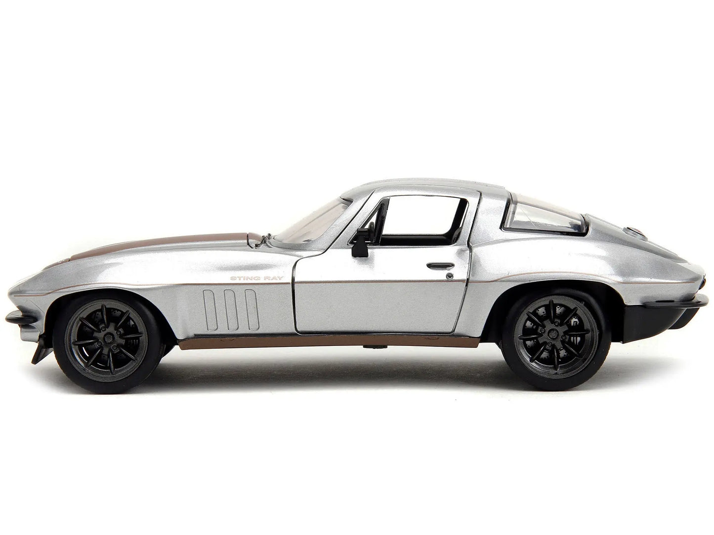 1966 Chevrolet Corvette Silver Metallic with Bronze Stripes "Bigtime Muscle" Series 1/24 Diecast Model Car by Jada - Egypt Seller
